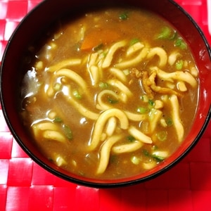 カレーの残りをリメイク。和風カレーうどん。